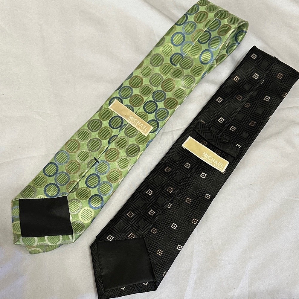 Michael Kors Silk Green and Black Geometric Ties - New, never worn